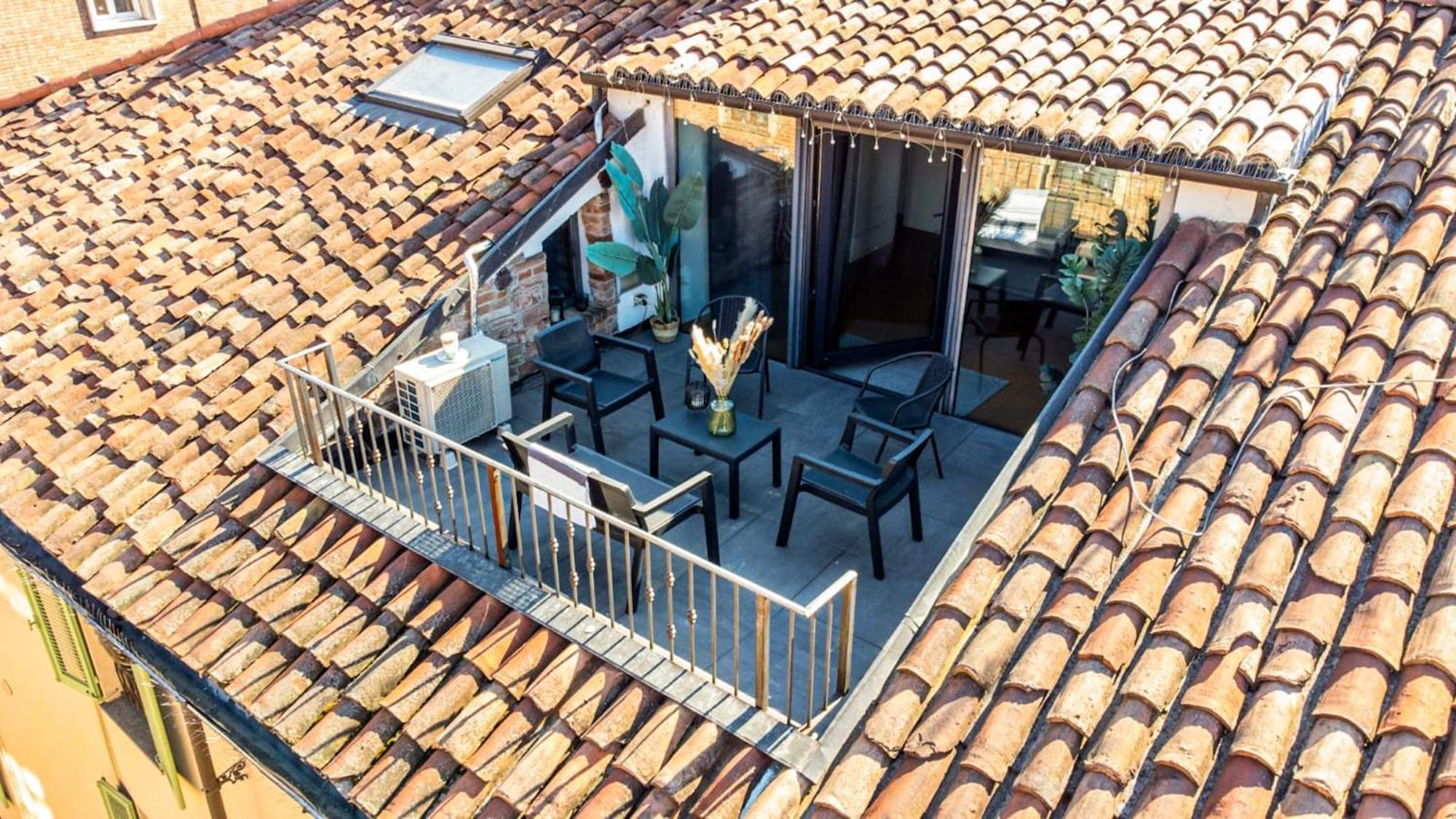 Apartamento Centro Storico-Dimora Con Terrazza- Wi-Fi E Ac Asti Exterior foto